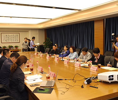 國(guó)家工商總局督查組蒞臨三八婦樂(lè)調(diào)研退換貨制度落實(shí)情況