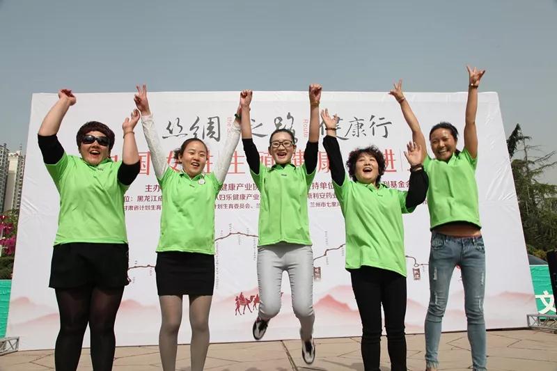 袁曉峰丨以愛(ài)賦能，將“心”的力量繼續(xù)傳播