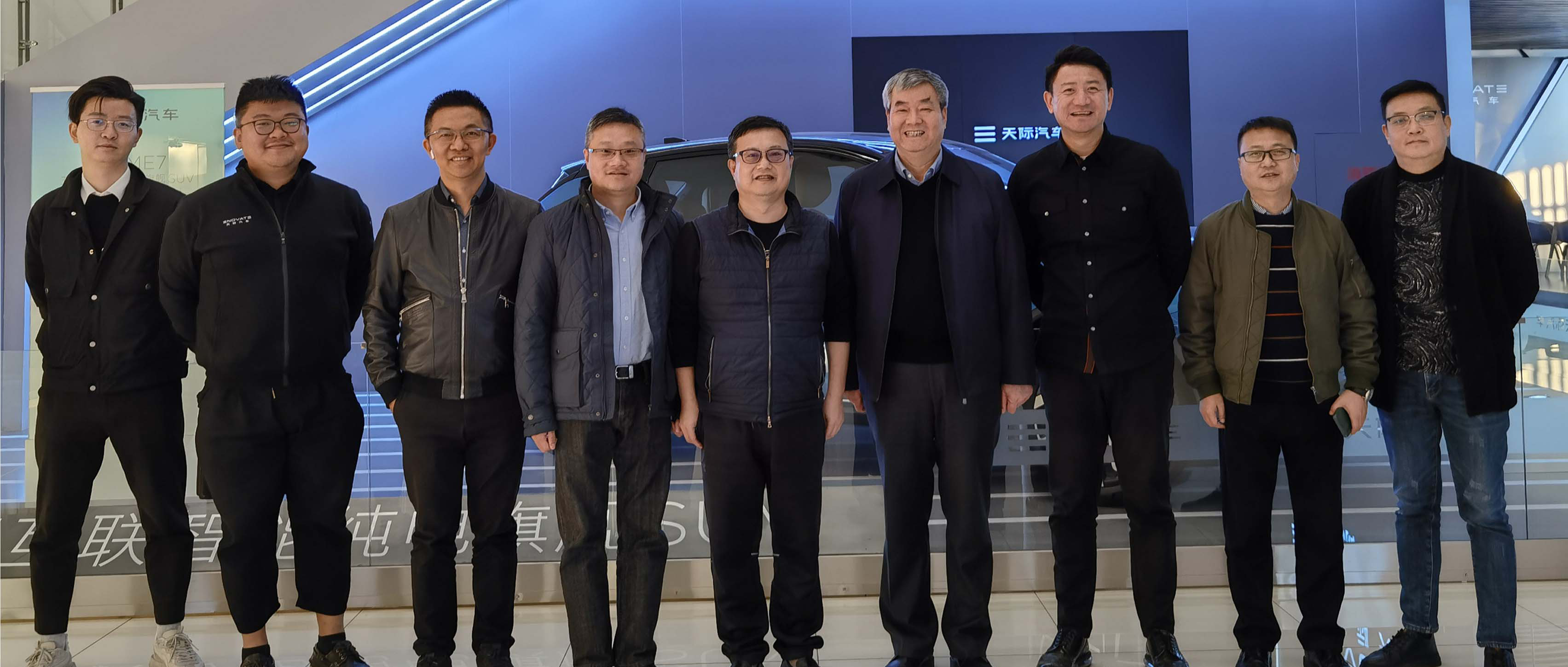 新聞 丨三八婦樂集團(tuán)董事長袁曉峰一行參訪天際長沙新能源汽車生產(chǎn)基地