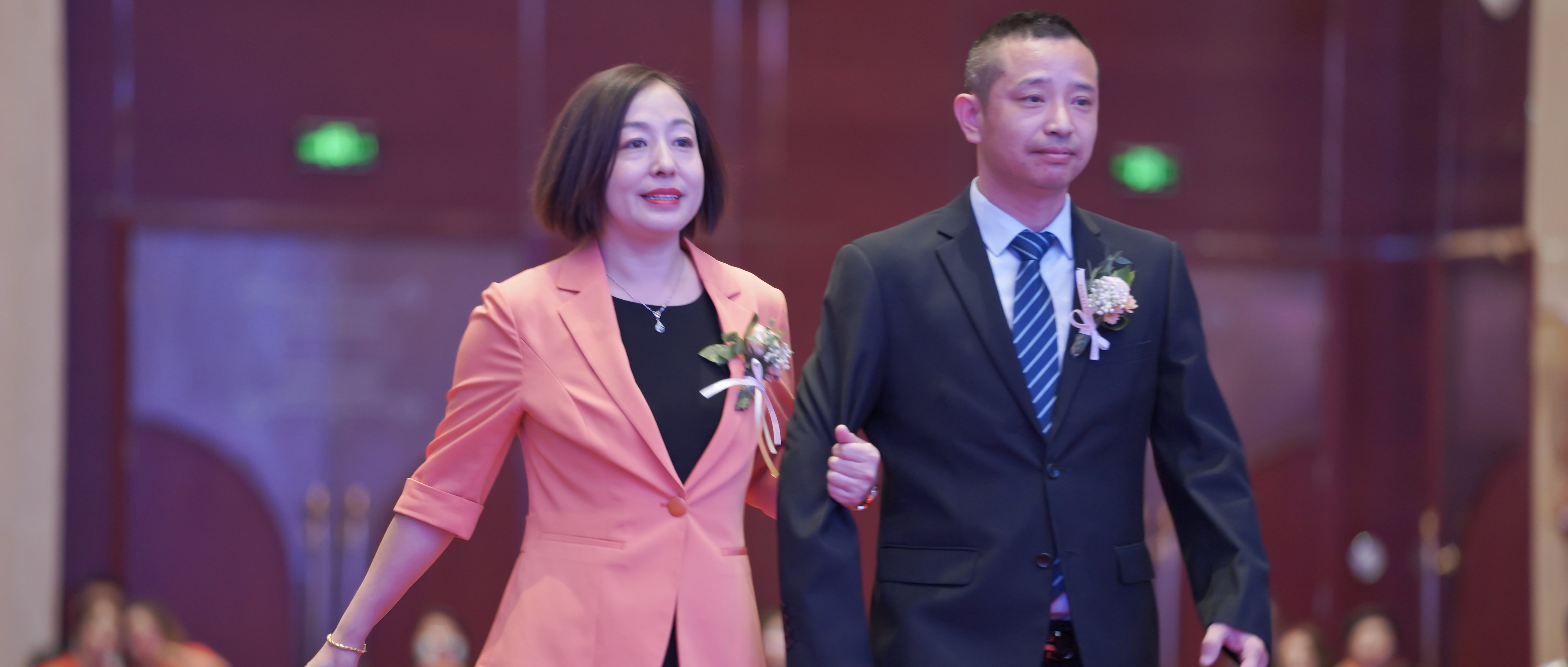 有一種相守，叫夫妻同心黃土變金 | 三八婦樂模范伉儷之蘇上峰&劉桂葉