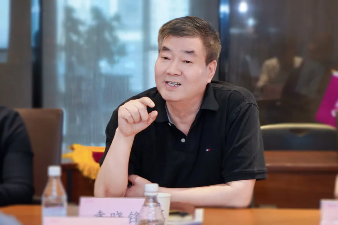 三八婦樂(lè)袁曉峰：學(xué)習(xí)黨的二十屆三中全會(huì)精神，堅(jiān)定企業(yè)發(fā)展信心