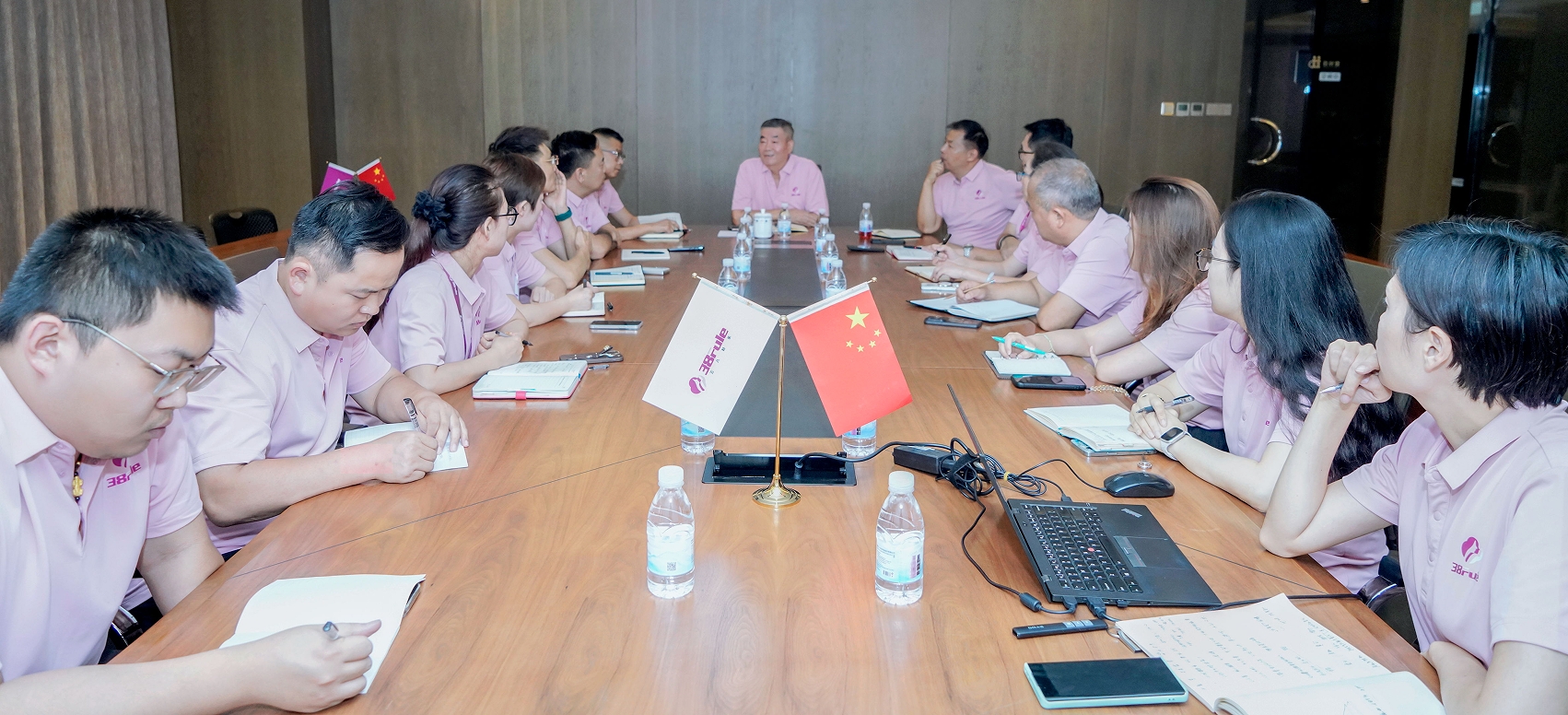 新聞 | 三八婦樂實(shí)施企業(yè)文化引領(lǐng)公司發(fā)展戰(zhàn)略推進(jìn)會召開